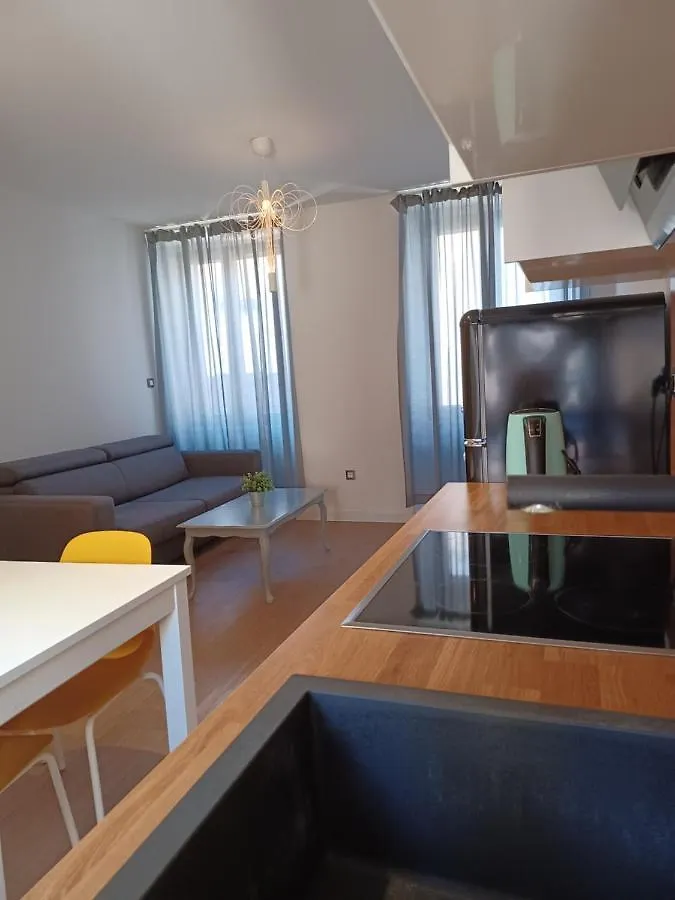 Apartman B & S With A Beautiful Terrace Apartment Pula