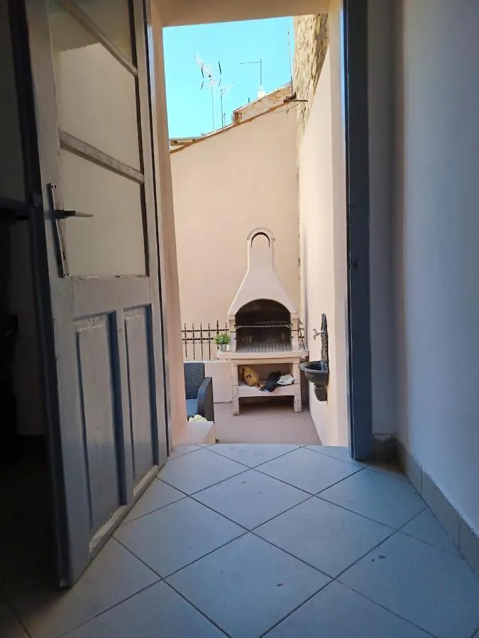 Apartman B & S With A Beautiful Terrace Apartment Pula